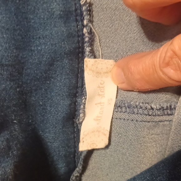 Altar'd state high waisted flared legs jeans size xsmall - Picture 3 of 6